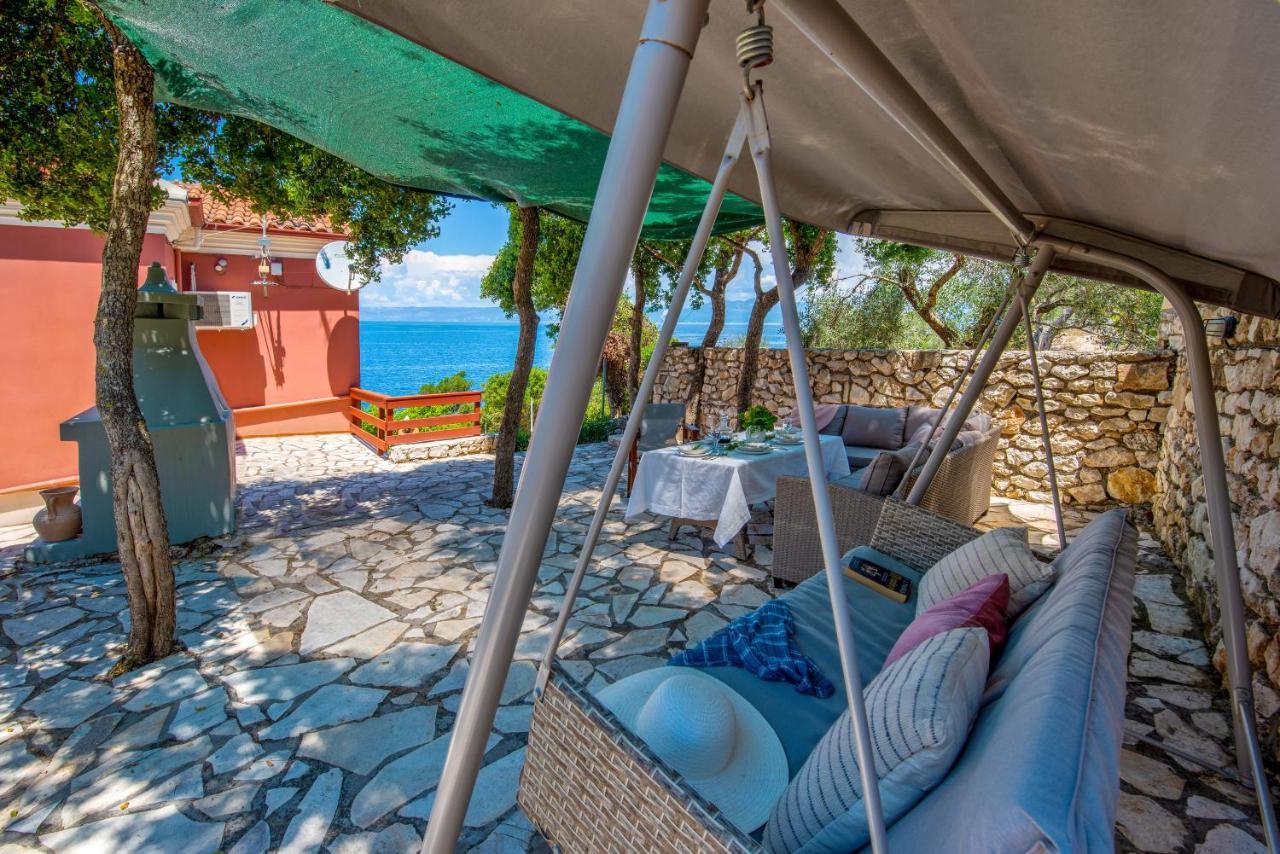 Paxos Sunrise Villas ไกออส ภายนอก รูปภาพ