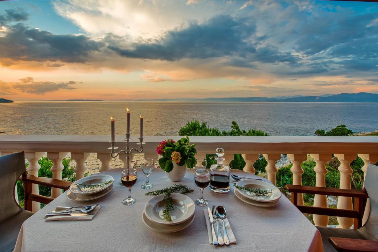 Paxos Sunrise Villas ไกออส ภายนอก รูปภาพ