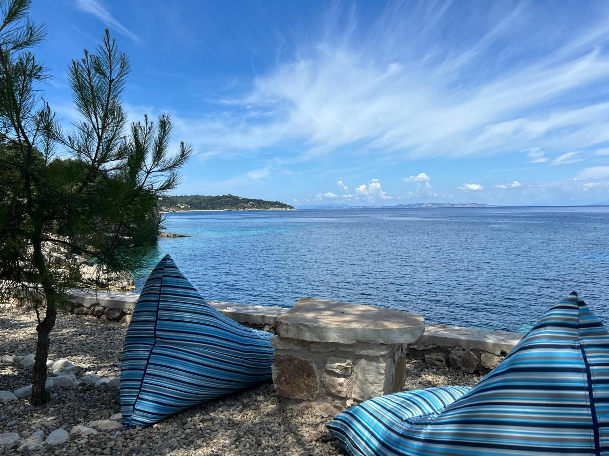 Paxos Sunrise Villas ไกออส ภายนอก รูปภาพ