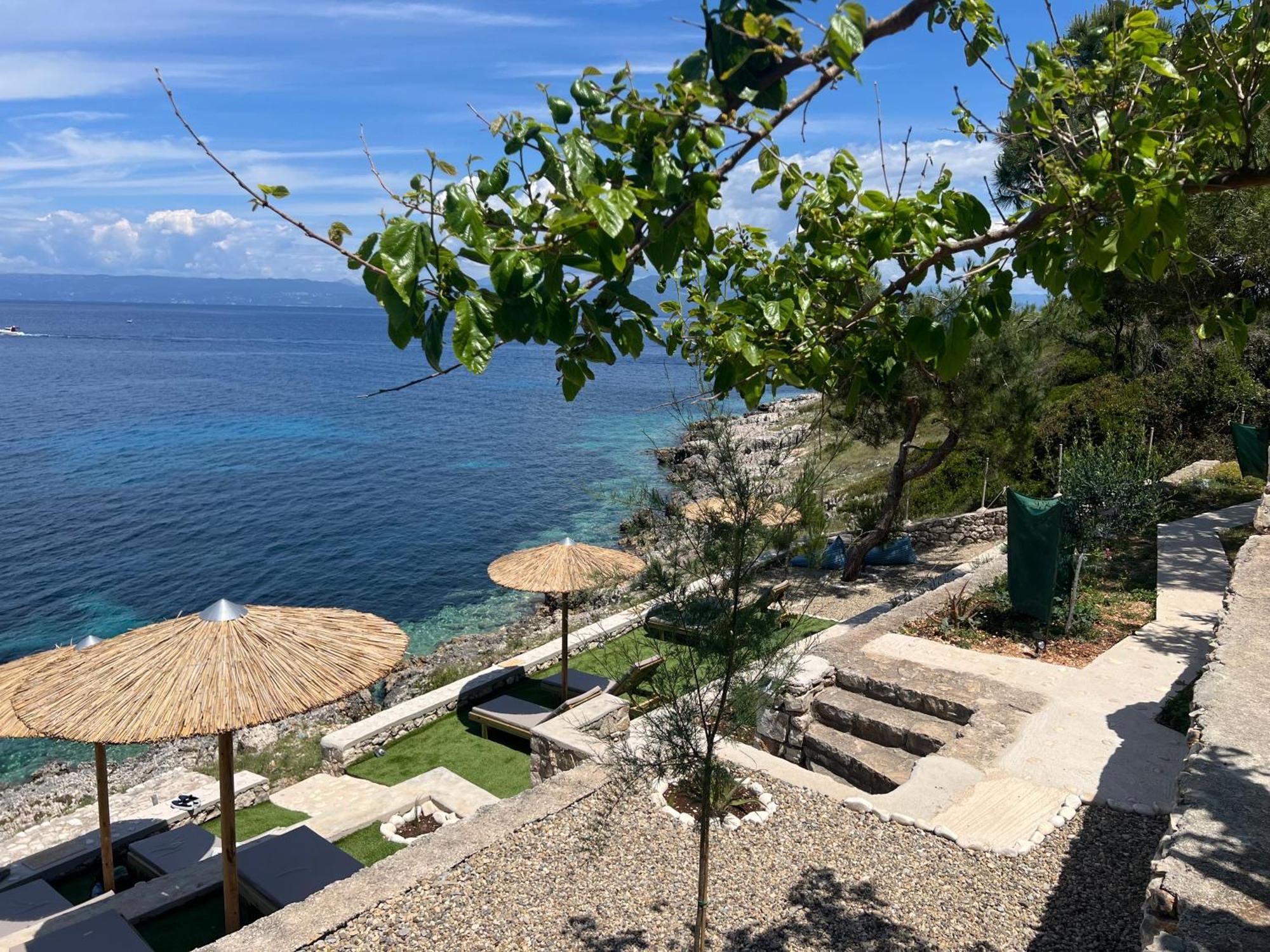 Paxos Sunrise Villas ไกออส ภายนอก รูปภาพ