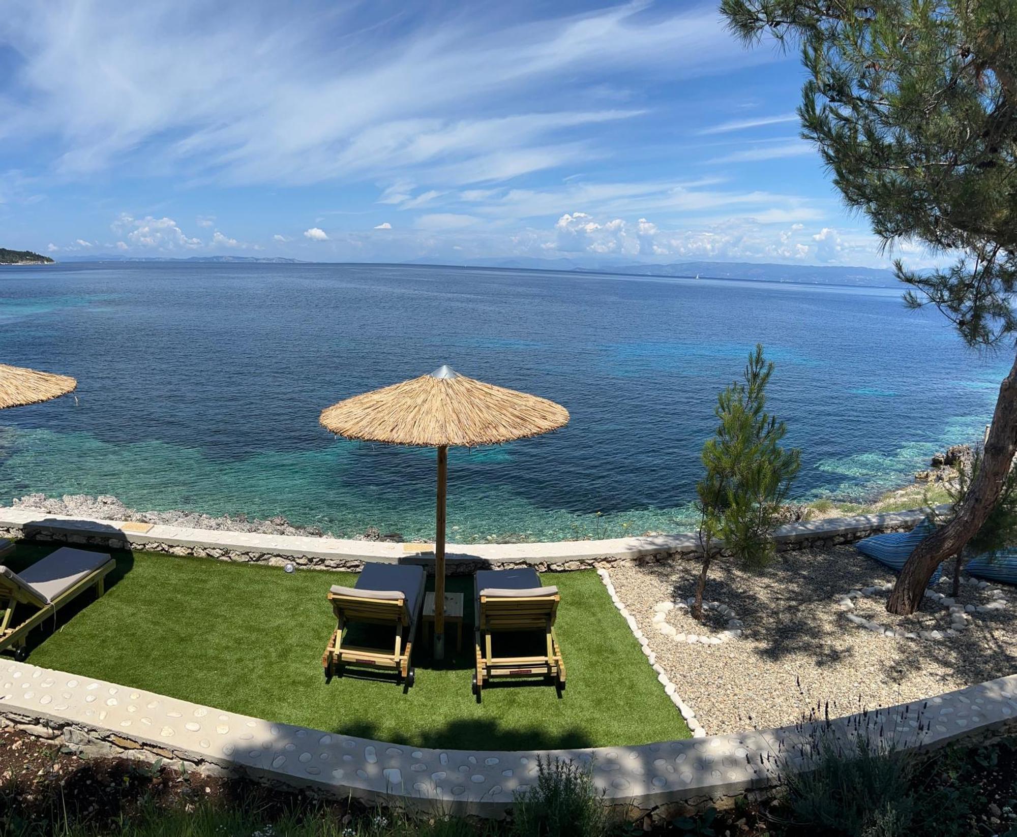 Paxos Sunrise Villas ไกออส ภายนอก รูปภาพ