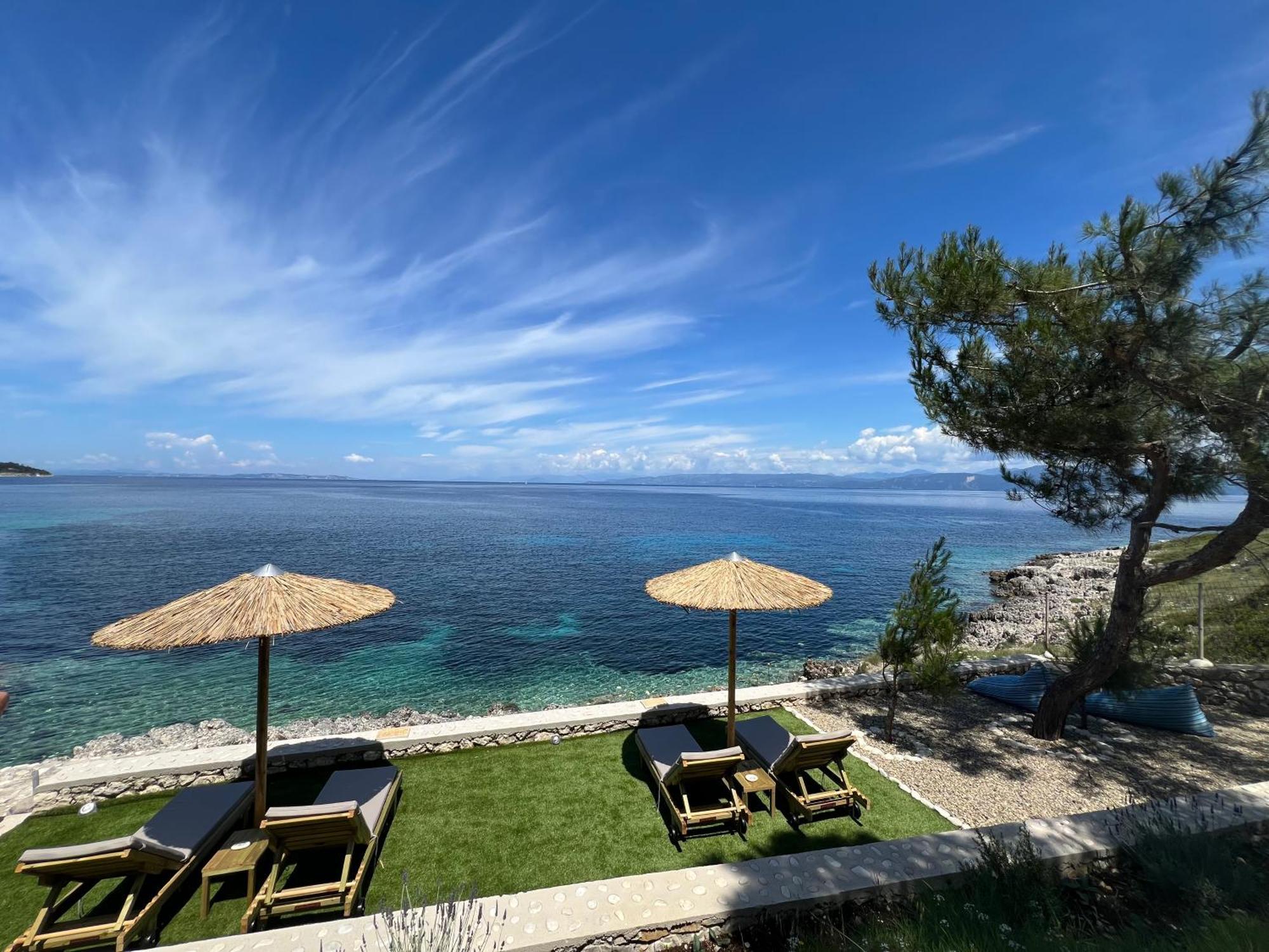 Paxos Sunrise Villas ไกออส ภายนอก รูปภาพ