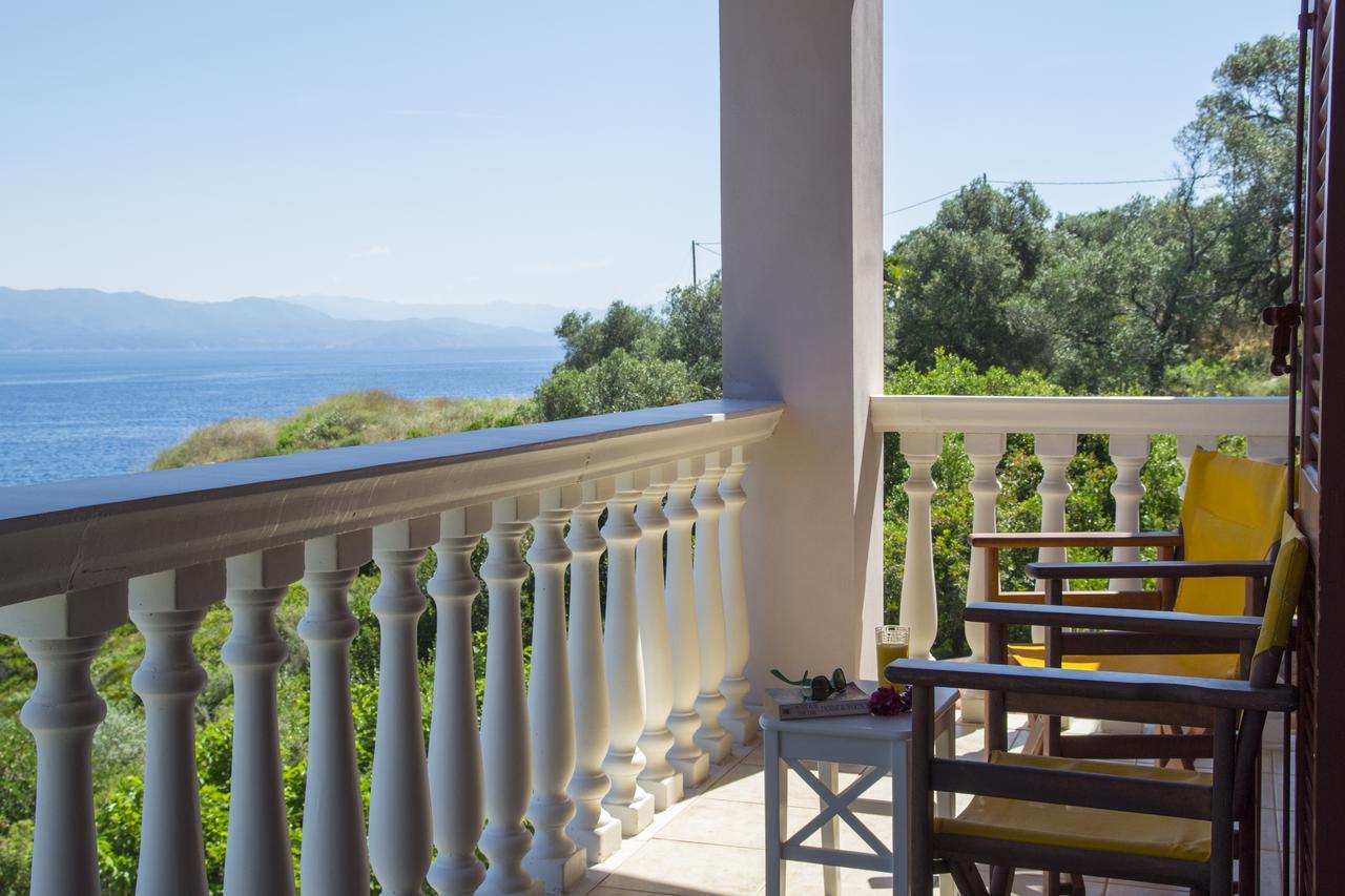 Paxos Sunrise Villas ไกออส ภายนอก รูปภาพ