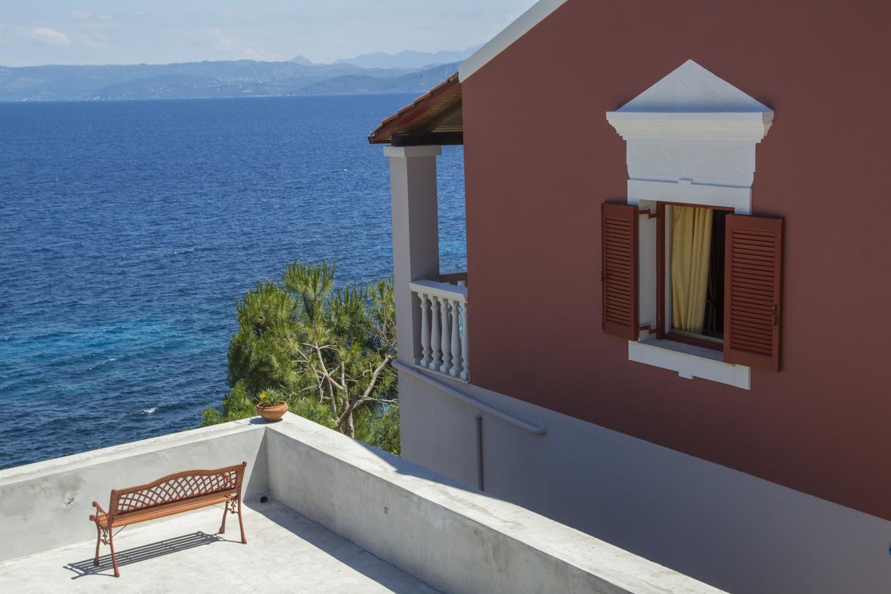 Paxos Sunrise Villas ไกออส ภายนอก รูปภาพ