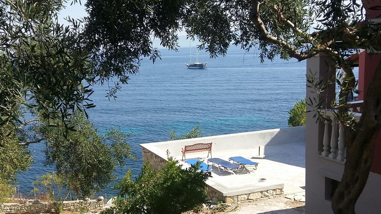 Paxos Sunrise Villas ไกออส ภายนอก รูปภาพ