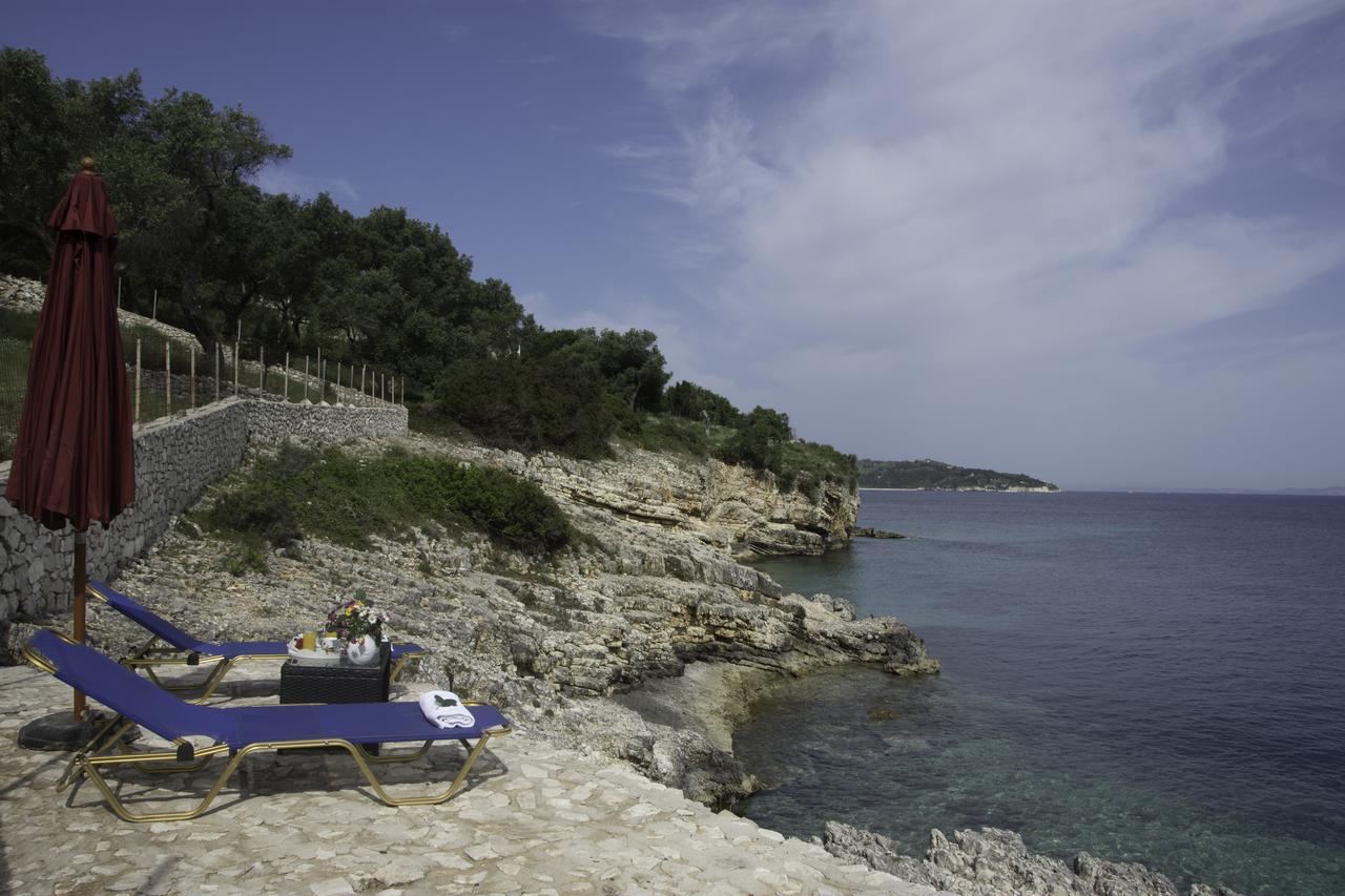 Paxos Sunrise Villas ไกออส ภายนอก รูปภาพ