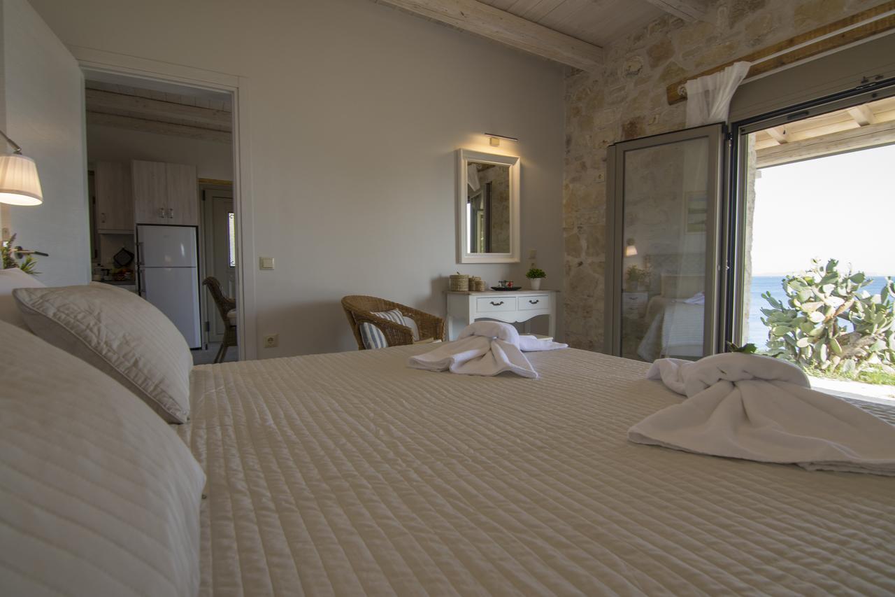 Paxos Sunrise Villas ไกออส ภายนอก รูปภาพ