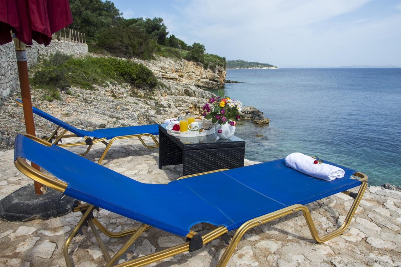 Paxos Sunrise Villas ไกออส ภายนอก รูปภาพ