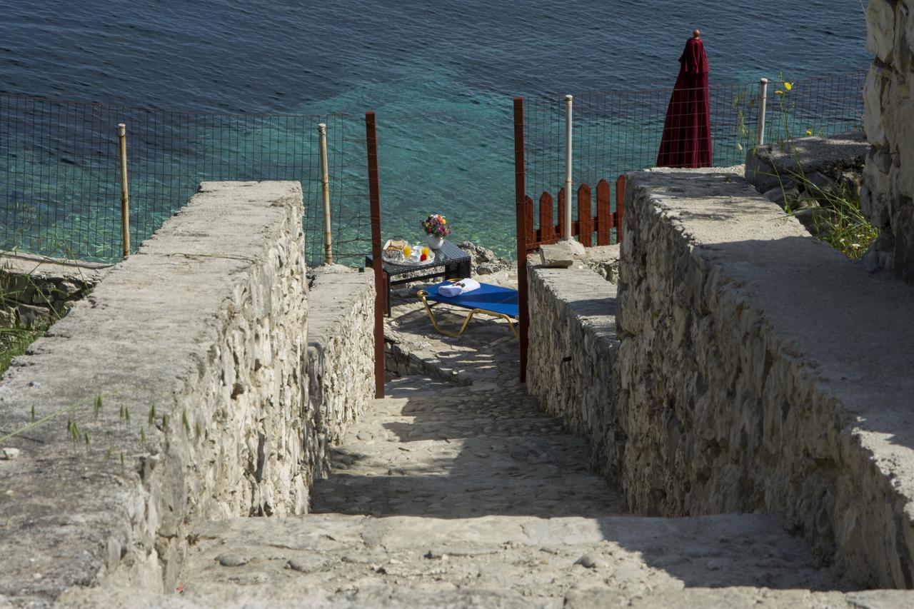 Paxos Sunrise Villas ไกออส ภายนอก รูปภาพ
