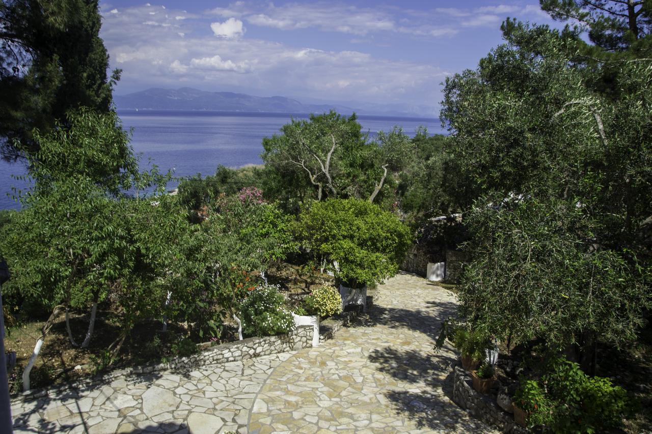 Paxos Sunrise Villas ไกออส ภายนอก รูปภาพ